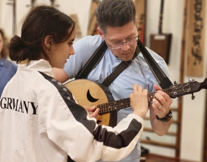 Nỗ lực giữ gìn hồn cốt dân tộc qua nhạc cụ truyền thông Việt Nam 