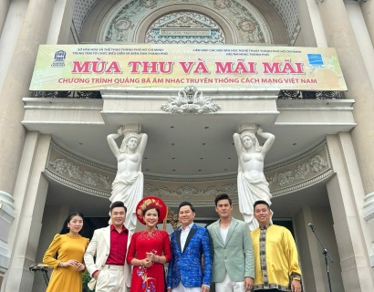 Sự kiện : chương trình Giai điệu mùa thu phục vụ cộng đồng